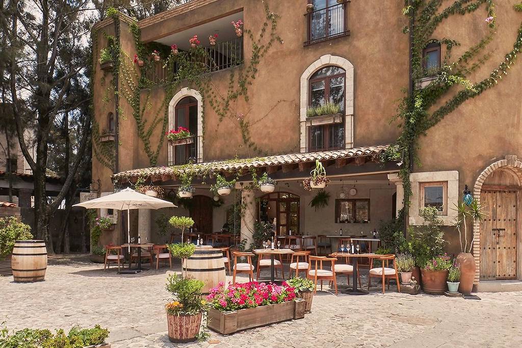 Val’Quirico tour — illustrative scene 3